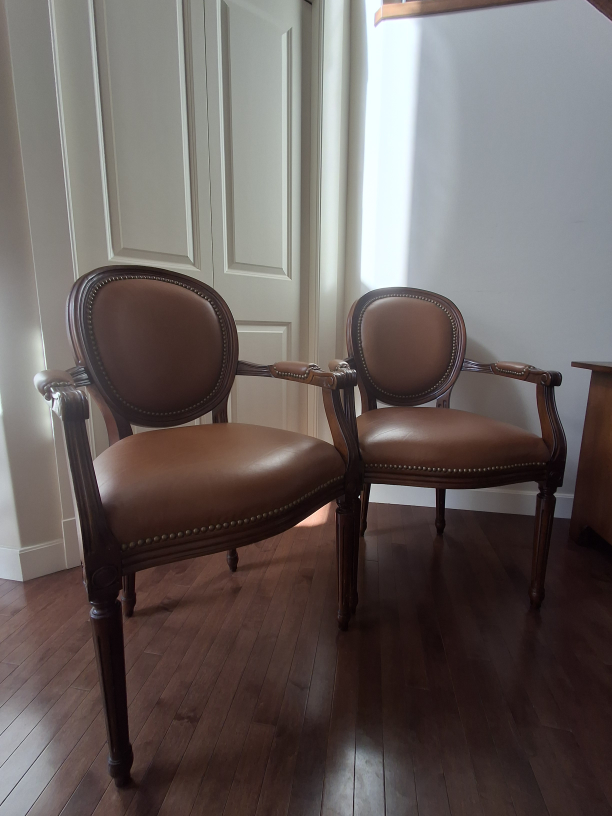 Pair of Brown Leather Armchairs - photo 2