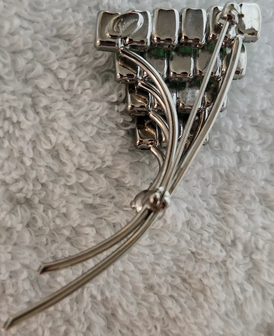 VINTAGE SIGNED SHERMAN Swarovski BRANCH BROOCH PIN image indicator(2)