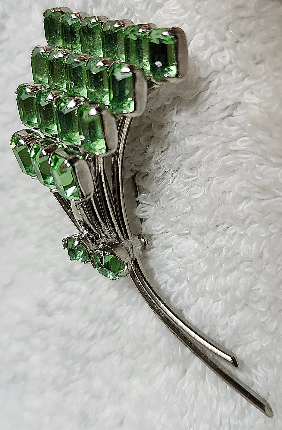 VINTAGE SIGNED SHERMAN Swarovski BRANCH BROOCH PIN image indicator(5)