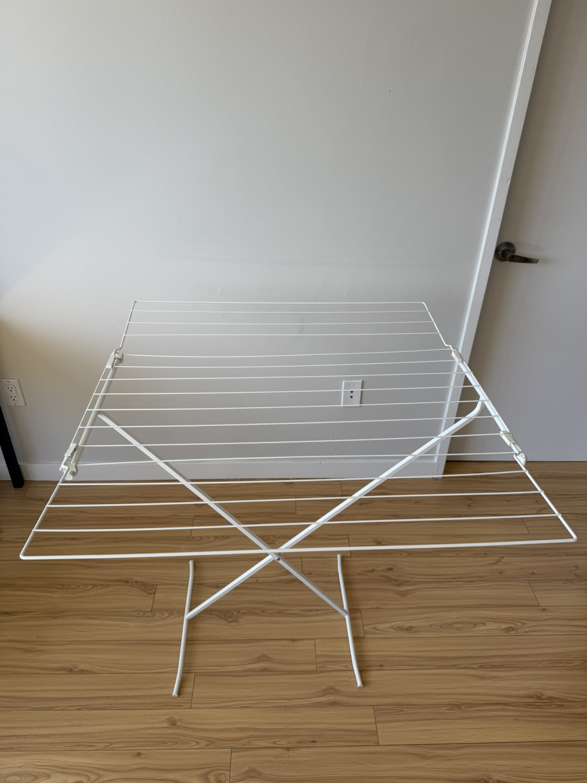 Clothes drying rack
