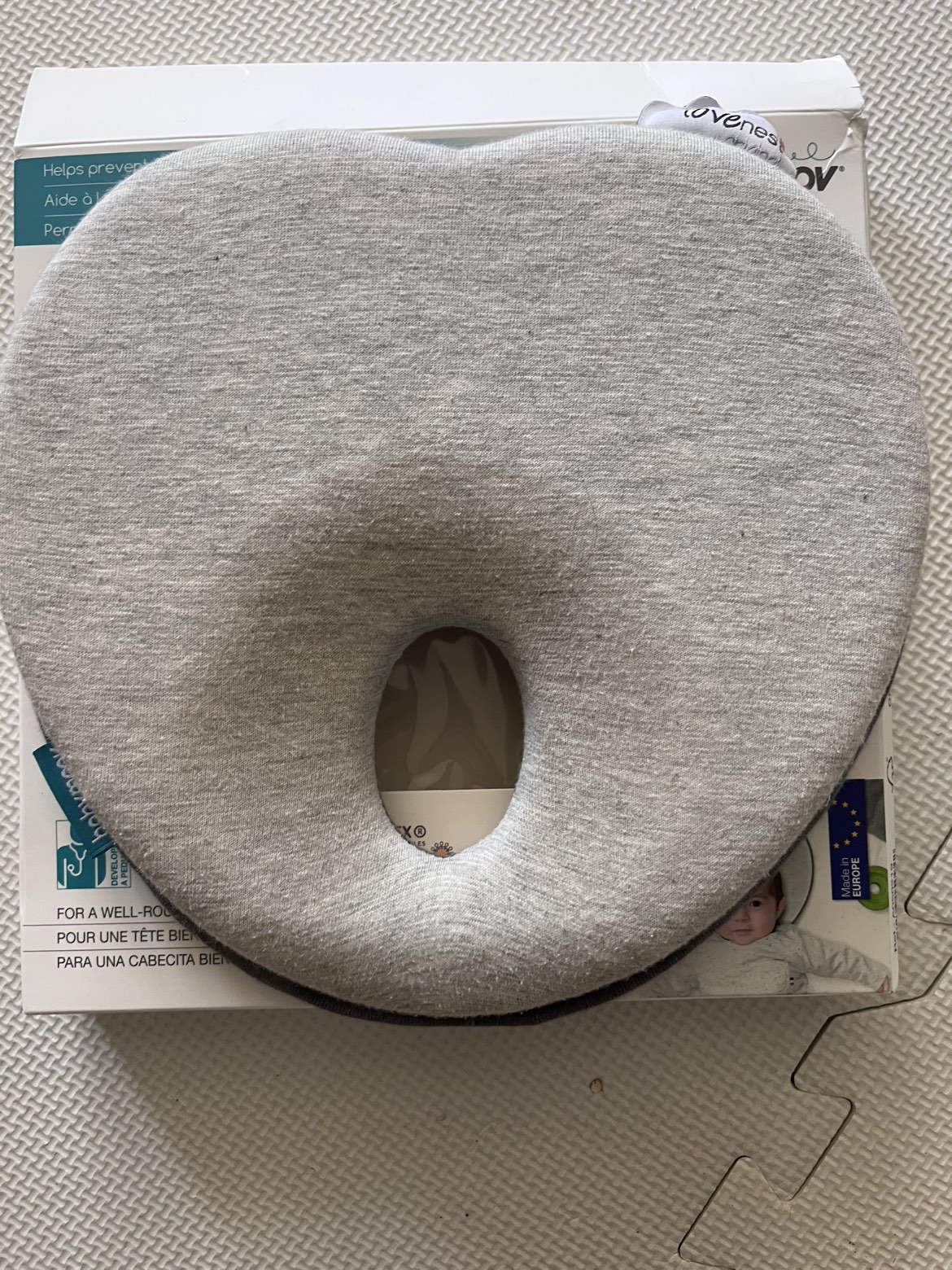 Newborn head support/ head rest - photo 2