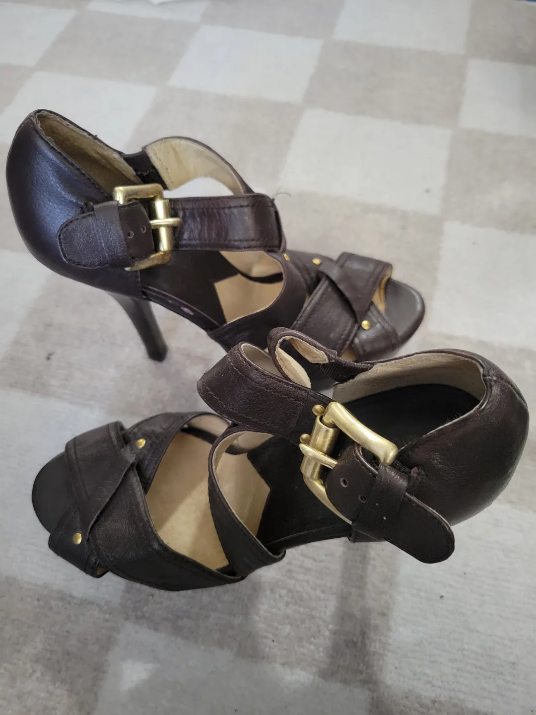 Michael Kors Brown Leather Sandals image indicator(3)