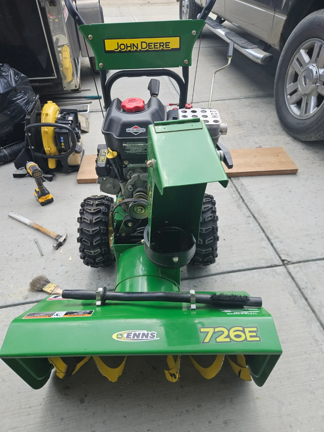 John Deere 726E Snow Thrower thumbnail