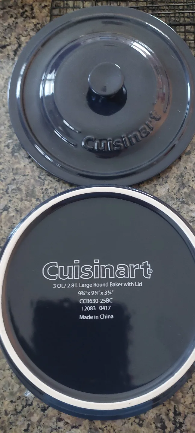 Cuisinart 3 Qt/2.8 L Large Round Baker with Lid thumbnail