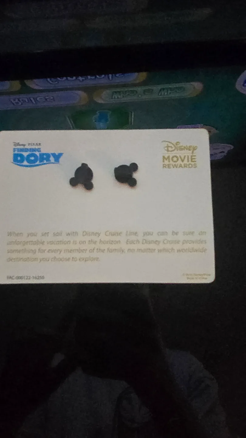 Disney Cruise Line Finding Dory Movie Rewards Pin Set image indicator(2)
