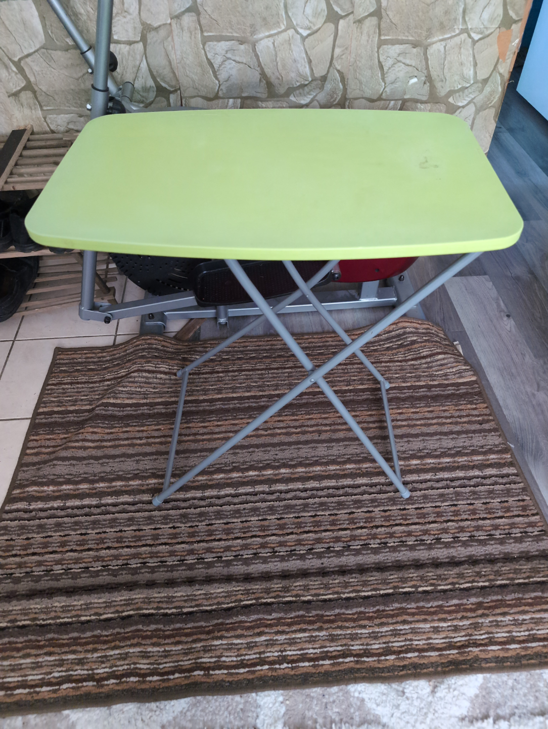 Mainstays Kids Folding Activity Table - Green - photo 3