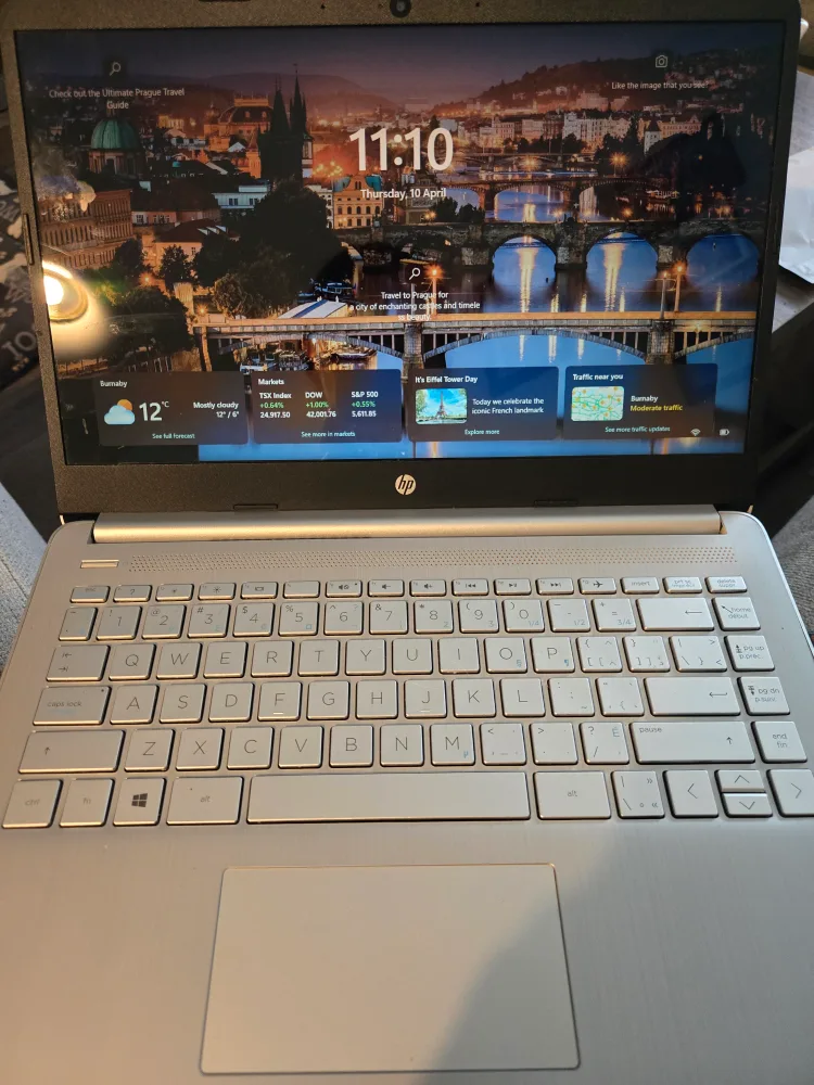 💚HP Laptop - AMD 3020e, 4GB RAM image indicator(2)