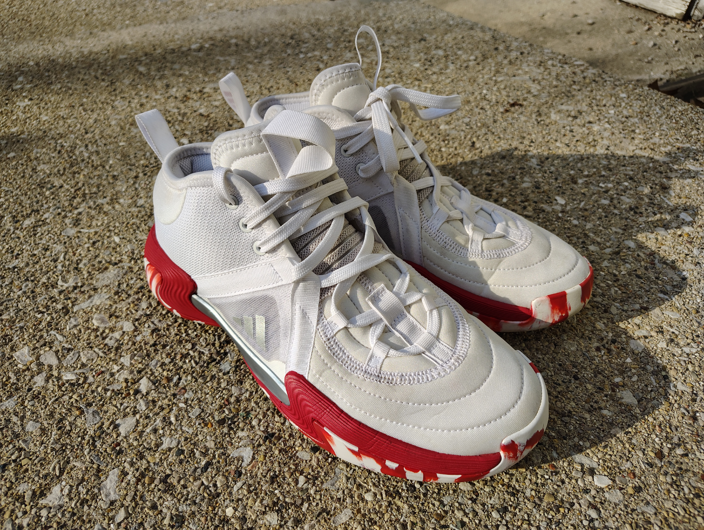 Adidas exhibit select mid