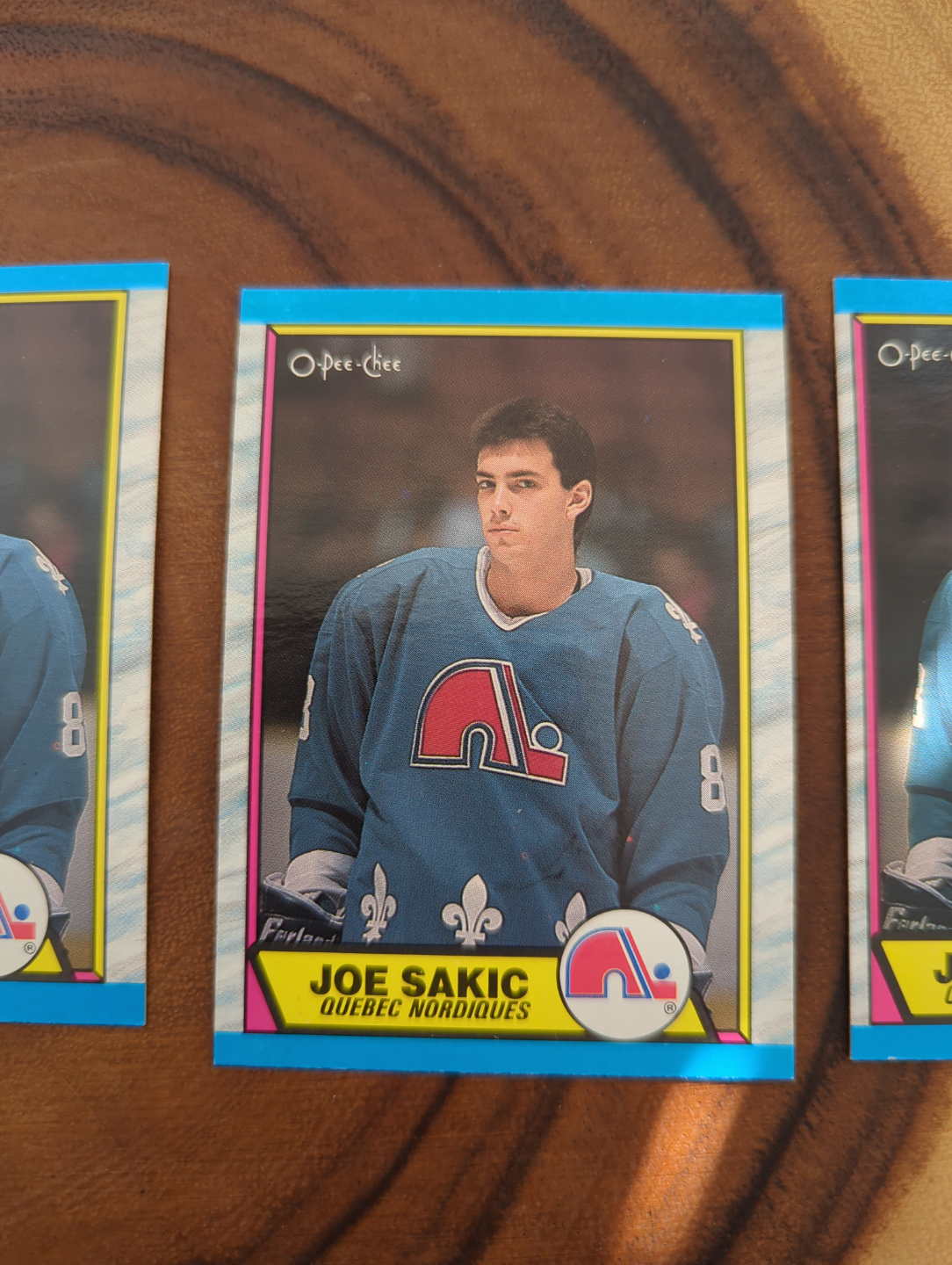 1989 O-Pee-Chee Joe Sakic Quebec Nordiques Card - photo 2