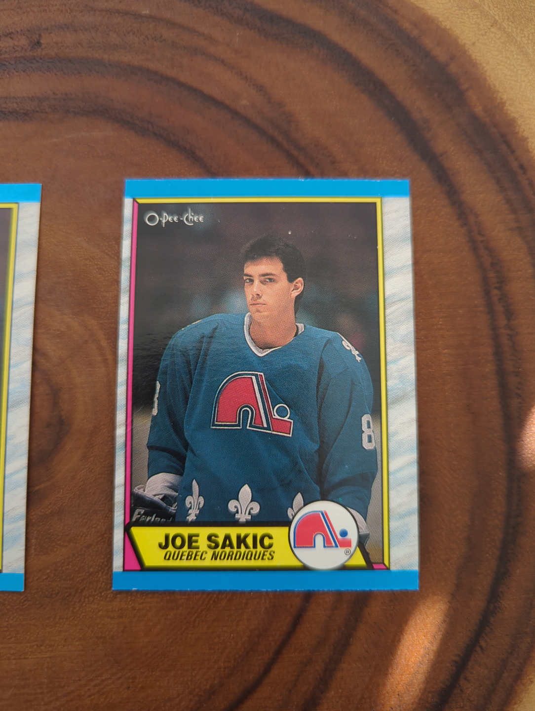 1989 O-Pee-Chee Joe Sakic Quebec Nordiques Card - photo 3