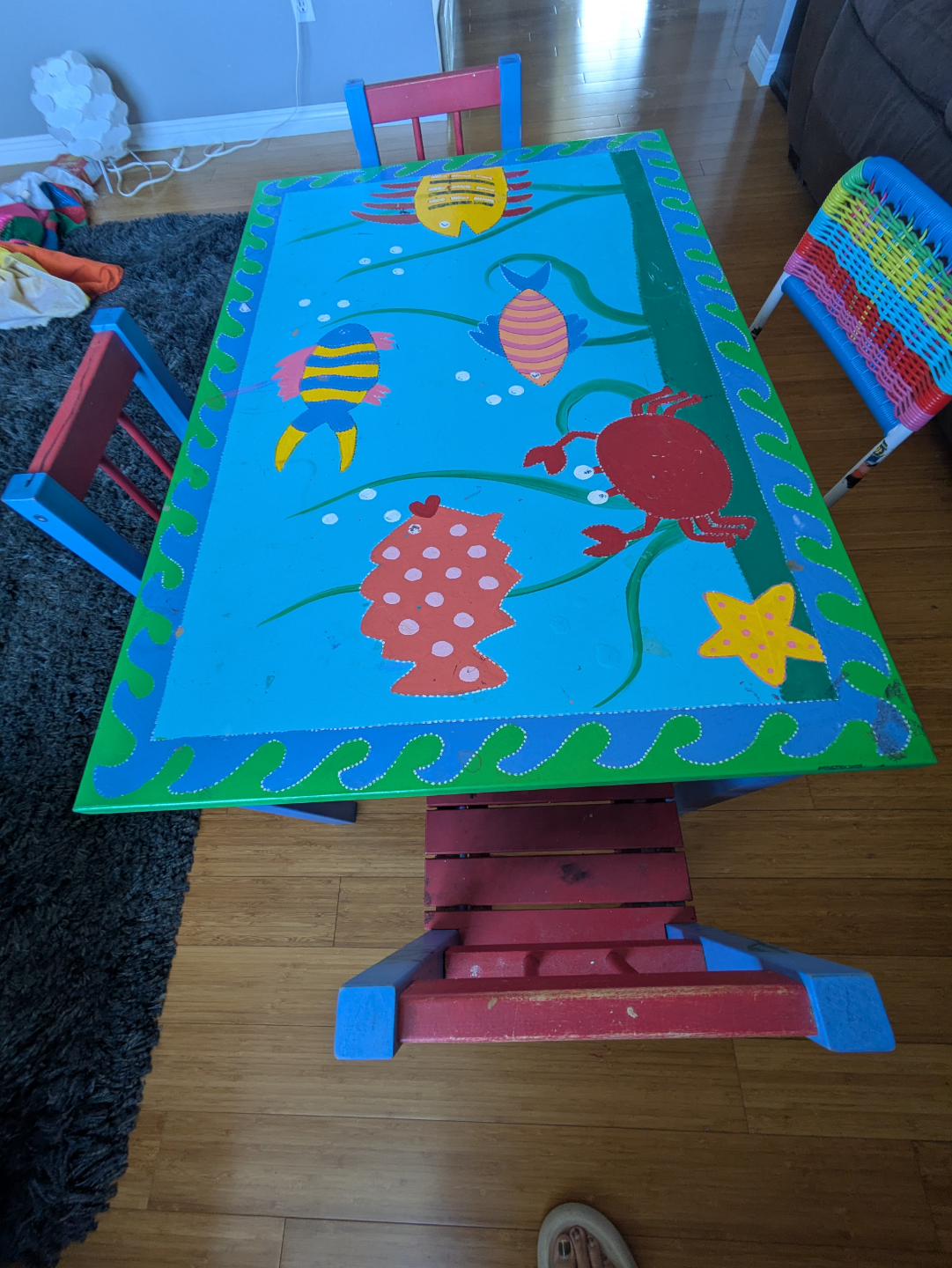 kids table and chair - photo 3