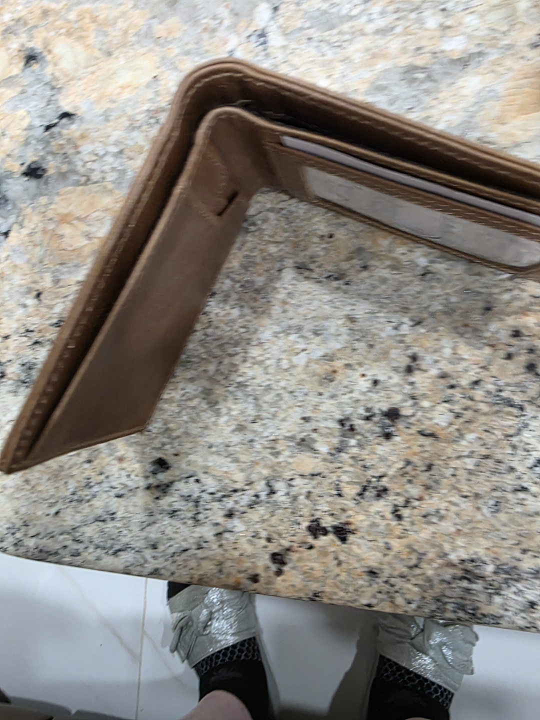 Brown Leather Bifold Wallet  💚 - photo 3