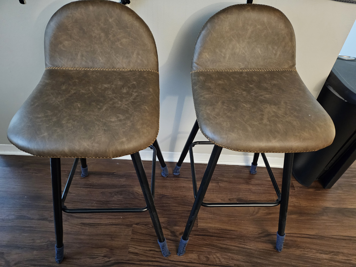 Bar stools (x2) - photo 2