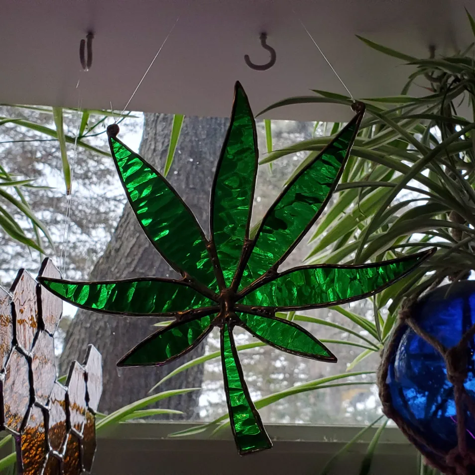 Large Stained Glass Leaf thumbnail