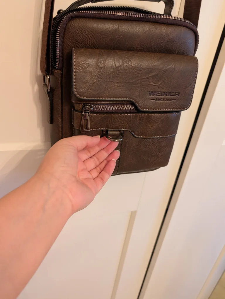 Brand New Genuine Leather  Men's Shoulder Bag image indicator(3)