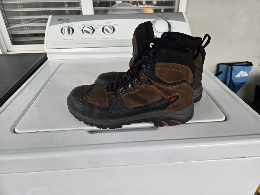 Men's Red Wing 2413-18 EHPR Boots Size 10