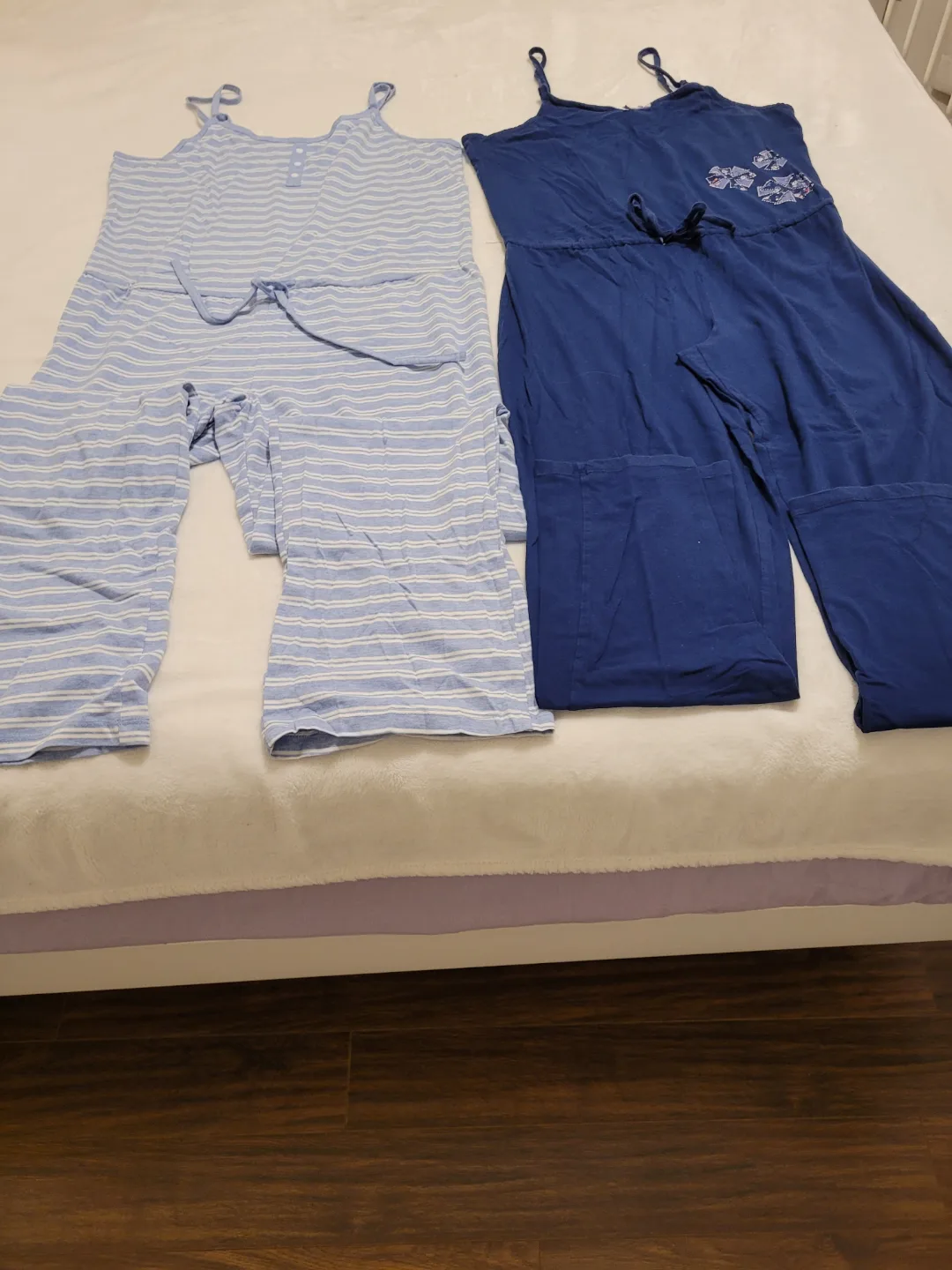 La Vie en Rose Women's Jumpsuits - Bundle of 2 both 15$ image indicator(2)