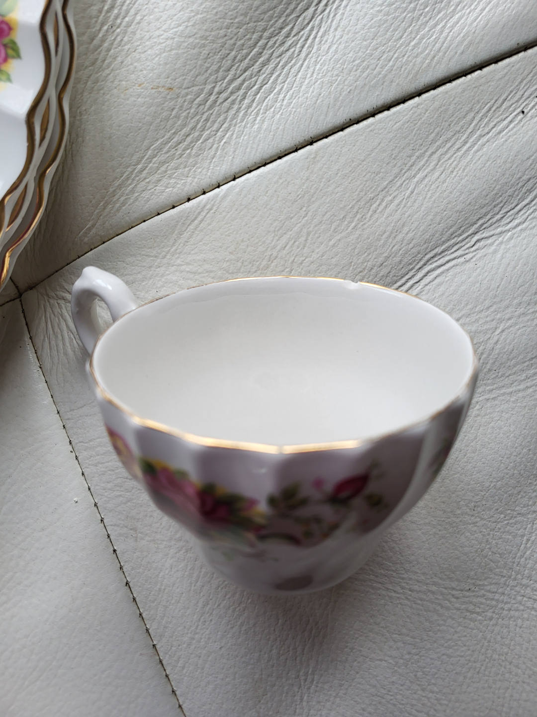 Vintage Myott Rose Garden Ironstone Dinnerware Set - photo 4
