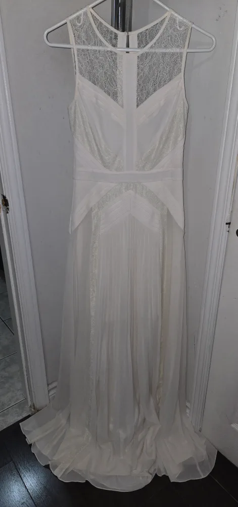 BCBGMAXAZRIA Off-White Lace Maxi Dress thumbnail