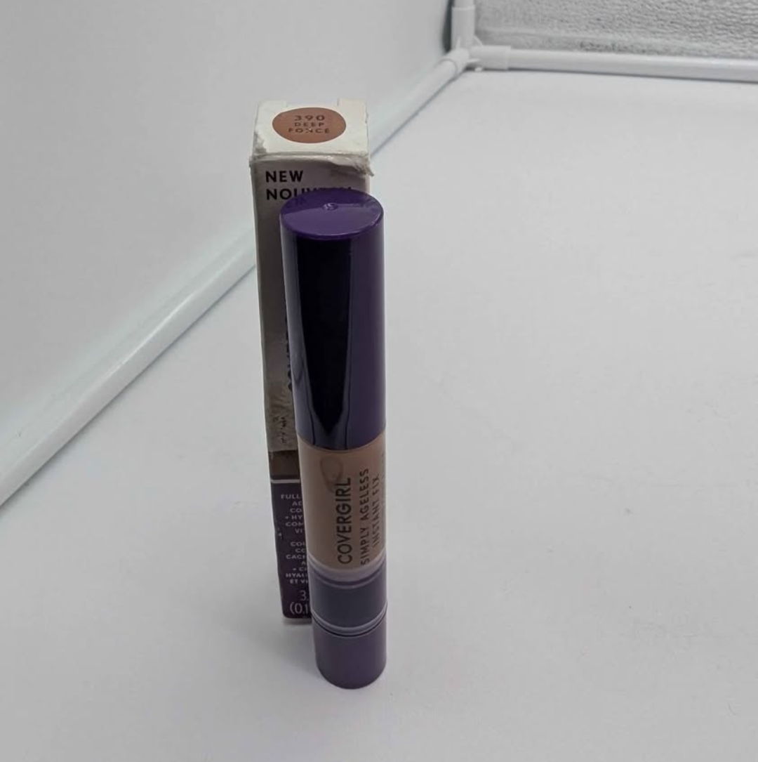 COVERGIRL Simply Ageless Instant Fix Concealer 390 Deep - photo 3