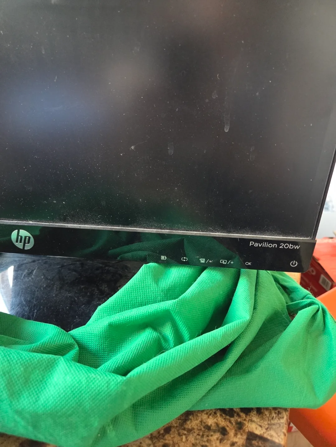 20” HP Pavilion computer monitor $35 image indicator(3)