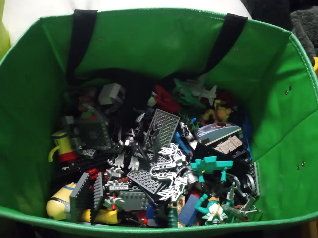 Lego Lot - Bulk Bricks and Pieces image indicator(3)