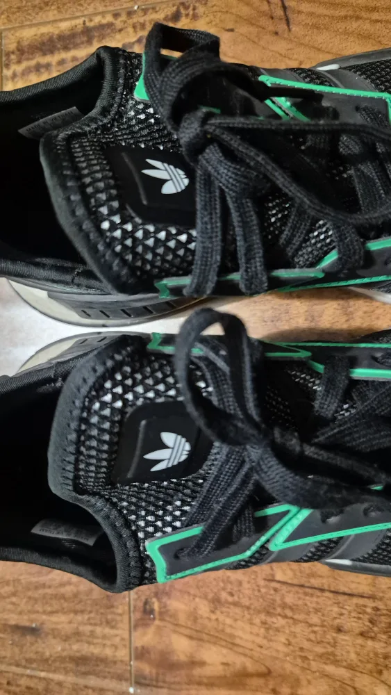 Adidas Shoes - Size 10.5 image indicator(5)