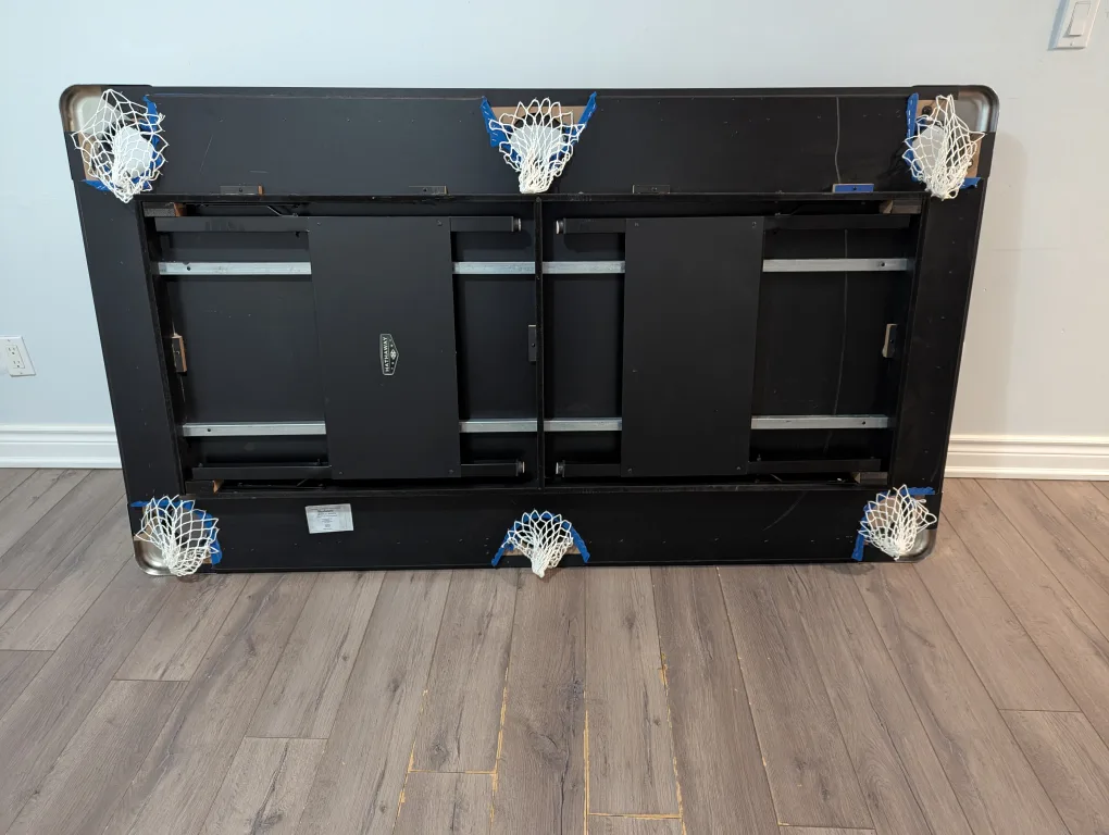 6 foot  Billiard Pool Table - Excellent Condition $400 image indicator(3)