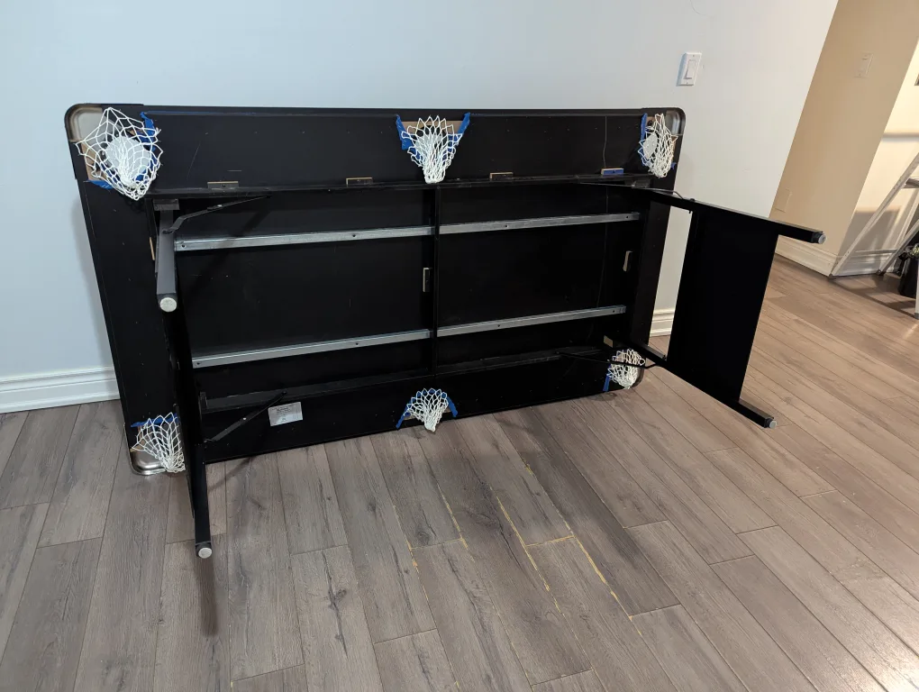 6 foot  Billiard Pool Table - Excellent Condition $400 image indicator(4)