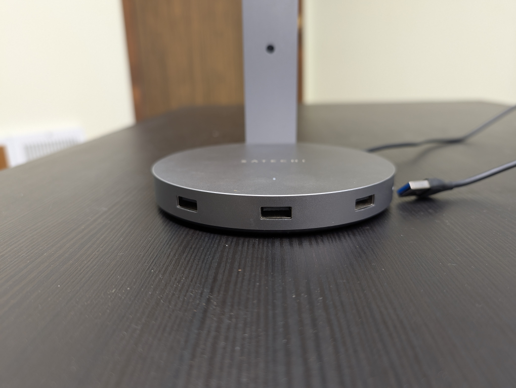 Satechi USB-C Hub with Headphone Stand - photo 3