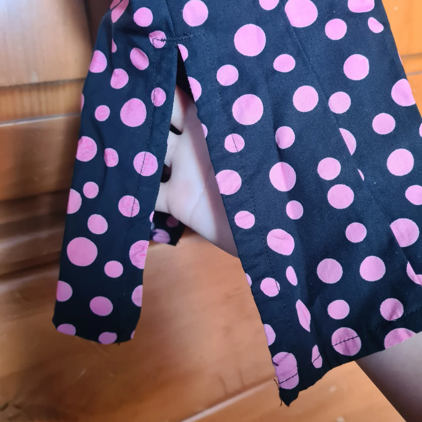 💚Jennifer Sleeveless Polka Dot Blouse - Size M image indicator(6)