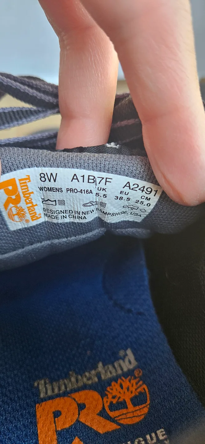 safety shoes thumbnail