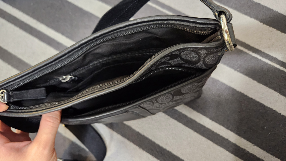 Coach Signature Black Leather Crossbody Bag - photo 3
