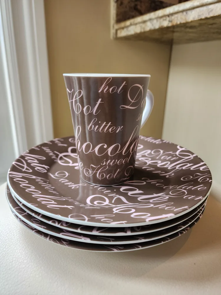 La Senza at Home - 4pck Mugs & Plates image indicator(4)