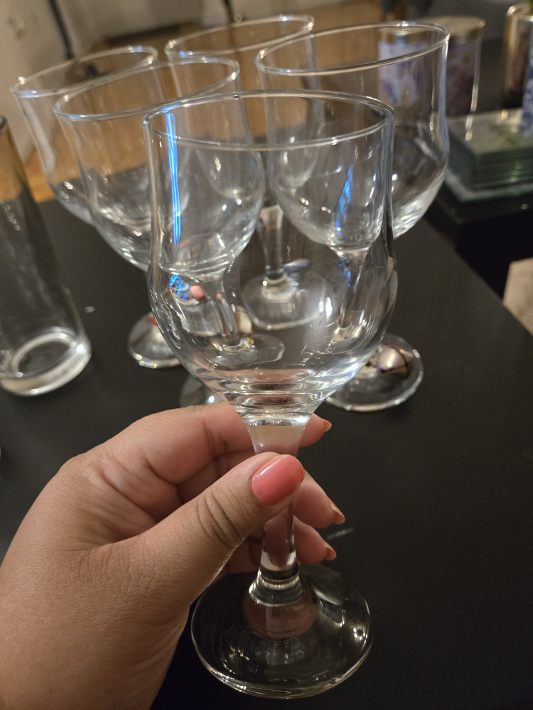 Vintage Tea Cups, Wine Glasses & Tall Glasses - photo 5
