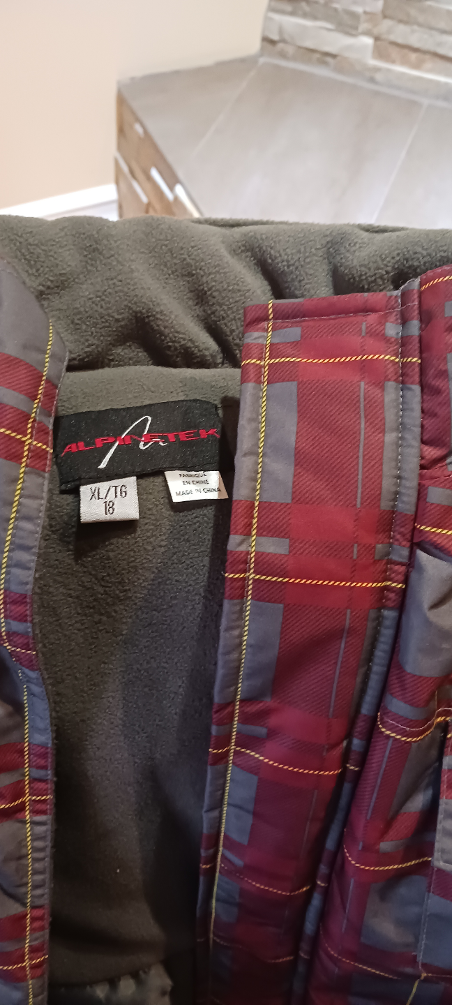 Alpentek Men's Size XL/TG 18 Plaid Puffer Jacket - photo 2