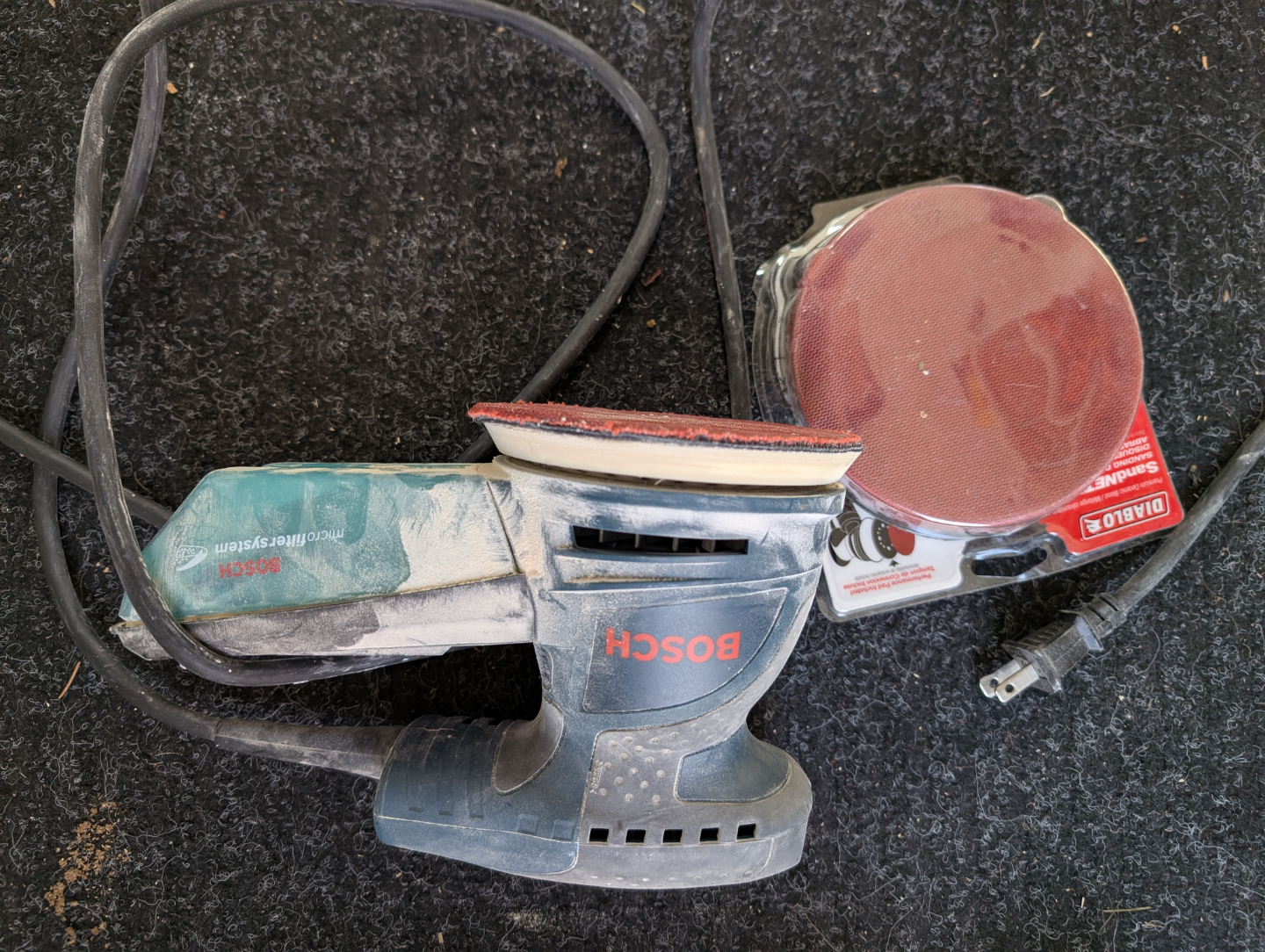 Bosch Random Orbital Sander with Diablo Sanding Disc