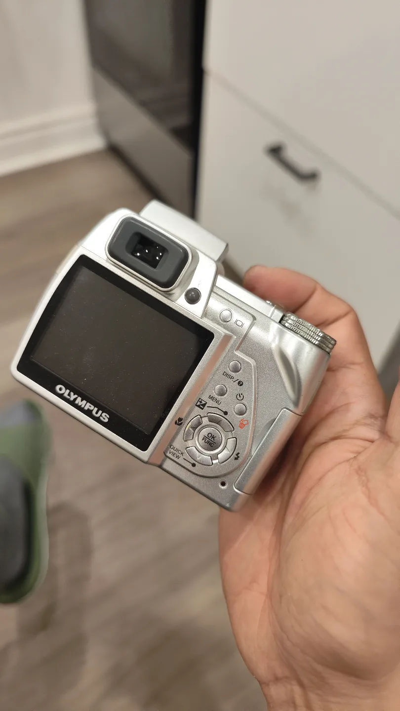 Olympus camera CCD retro camera thumbnail