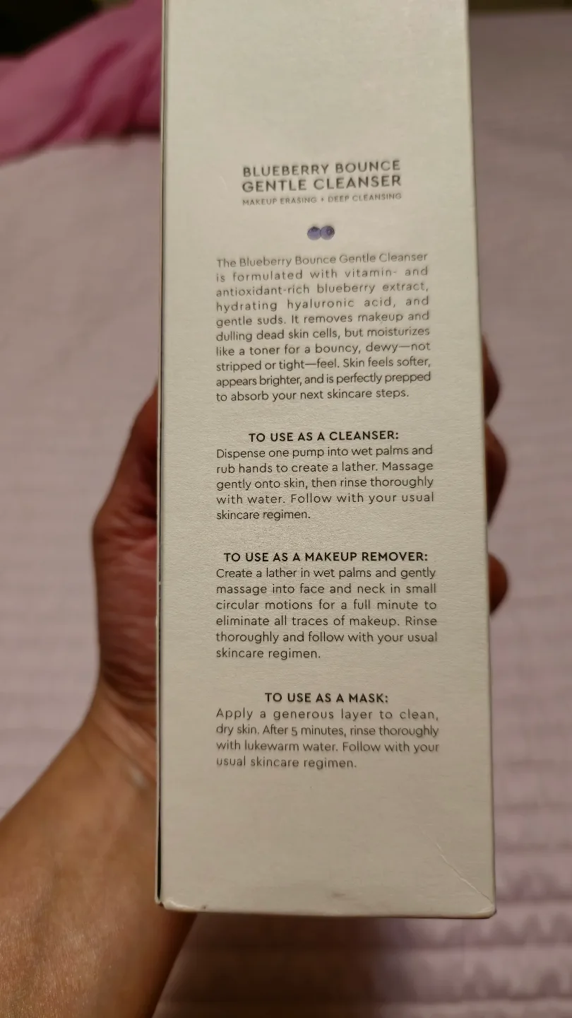 Glow Recipe Blueberry Bounce Gentle Cleanser 160 mL image indicator(2)