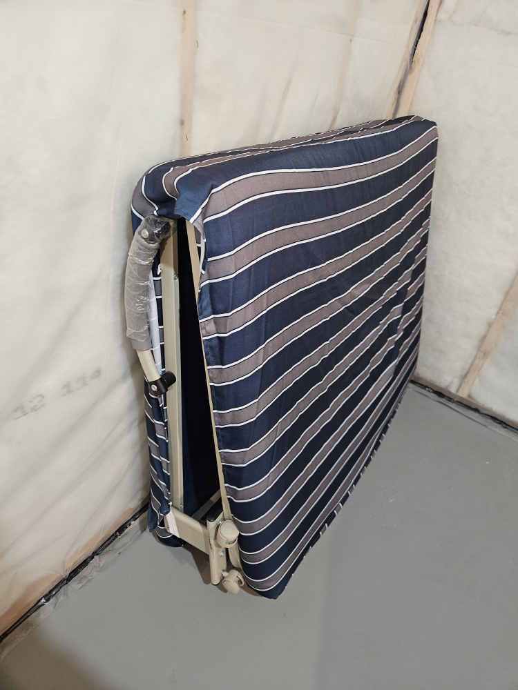 Folding with mattress - photo 2