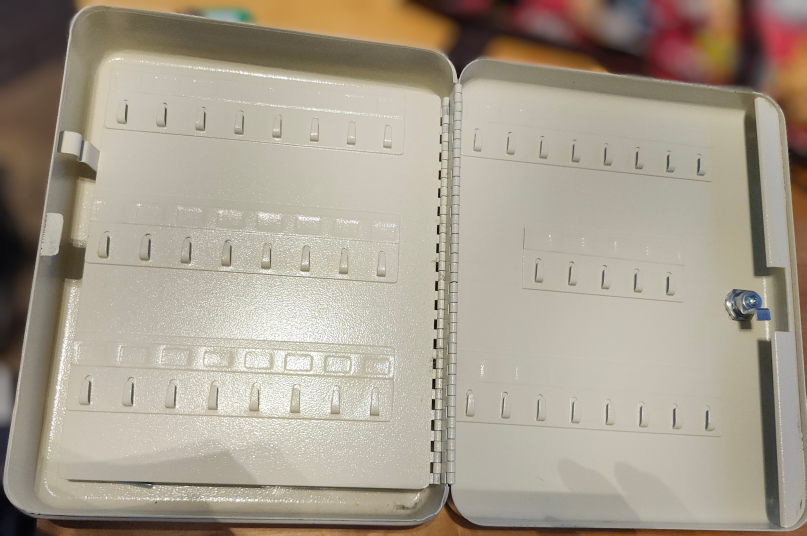 Master Lock Box Key Storage - photo 3