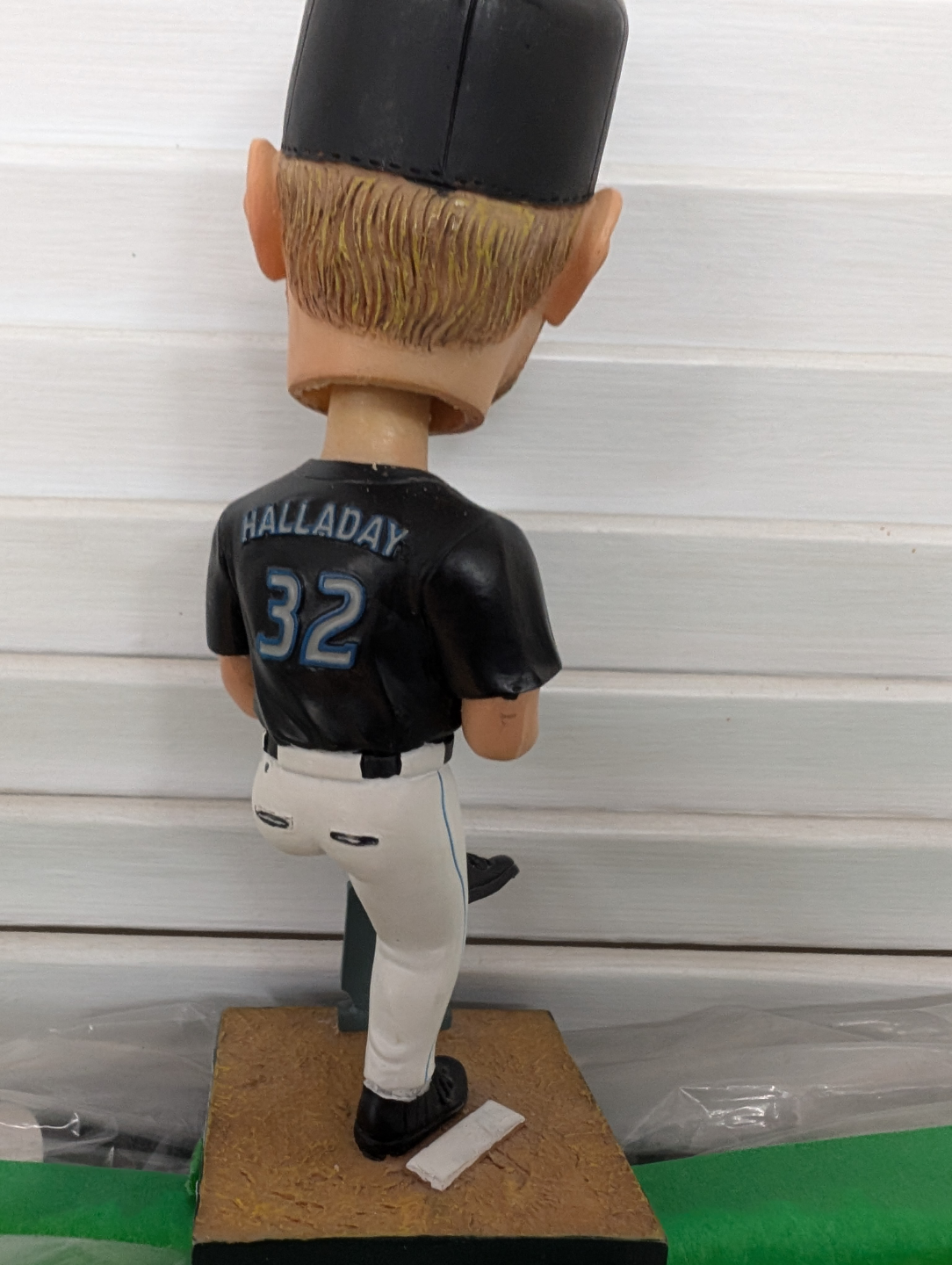 Roy Halladay Toronto Blue Jays bobblehead - photo 2
