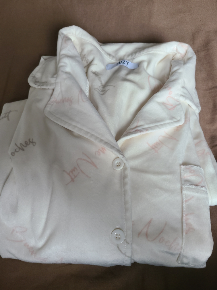 pajama set from suzy sher