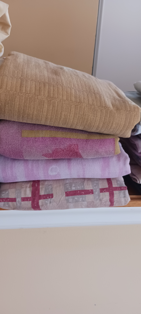 Bundle of 8 Single Sheets & 12 Pillowcases! - photo 2