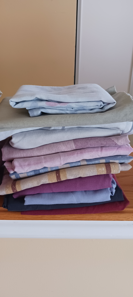 Bundle of 8 Single Sheets & 12 Pillowcases! - photo 3