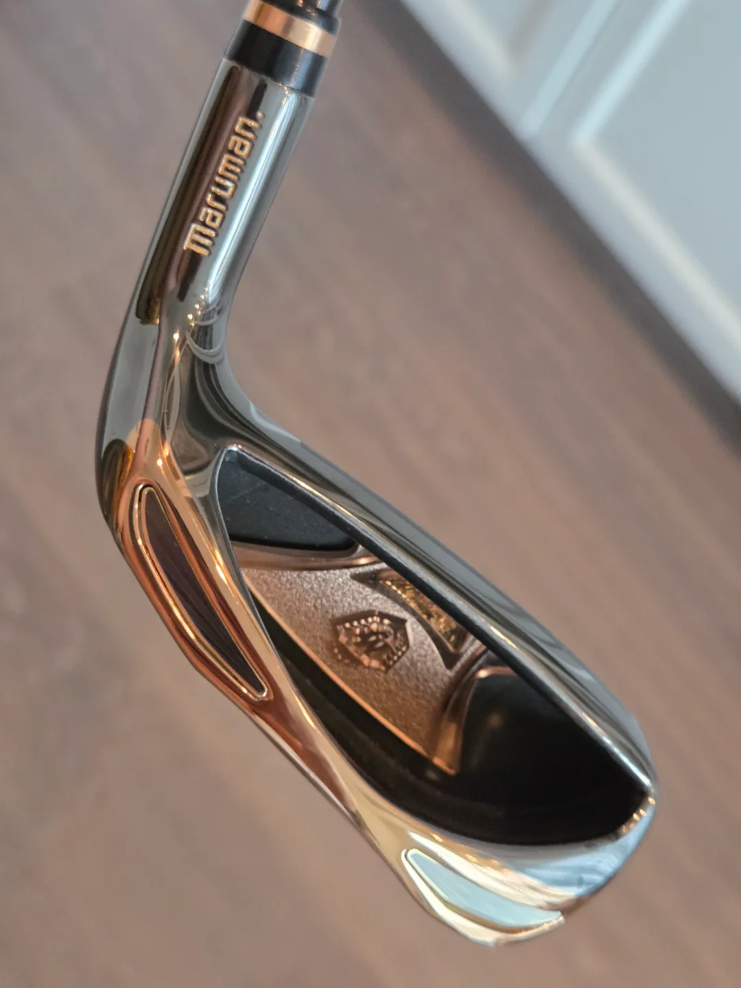 Maruman Majesty golf club 6 Hybrid club for ladies or seniors image indicator(2)