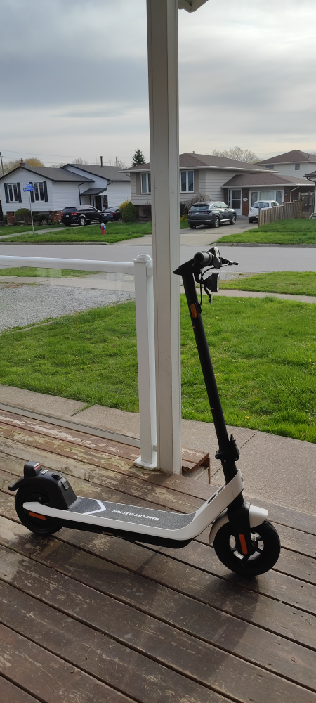 NIU Electric Scooter + Helmet - photo 5