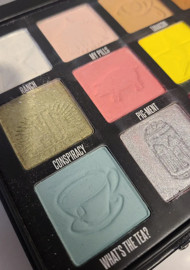 Jeffree Star Cosmetics Conspiracy Palette 💚 image indicator(4)