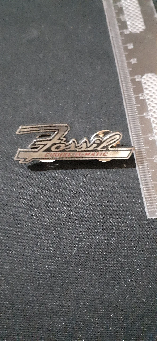 Vintage Fossil Cruise-O-Matic Lapel Pin thumbnail
