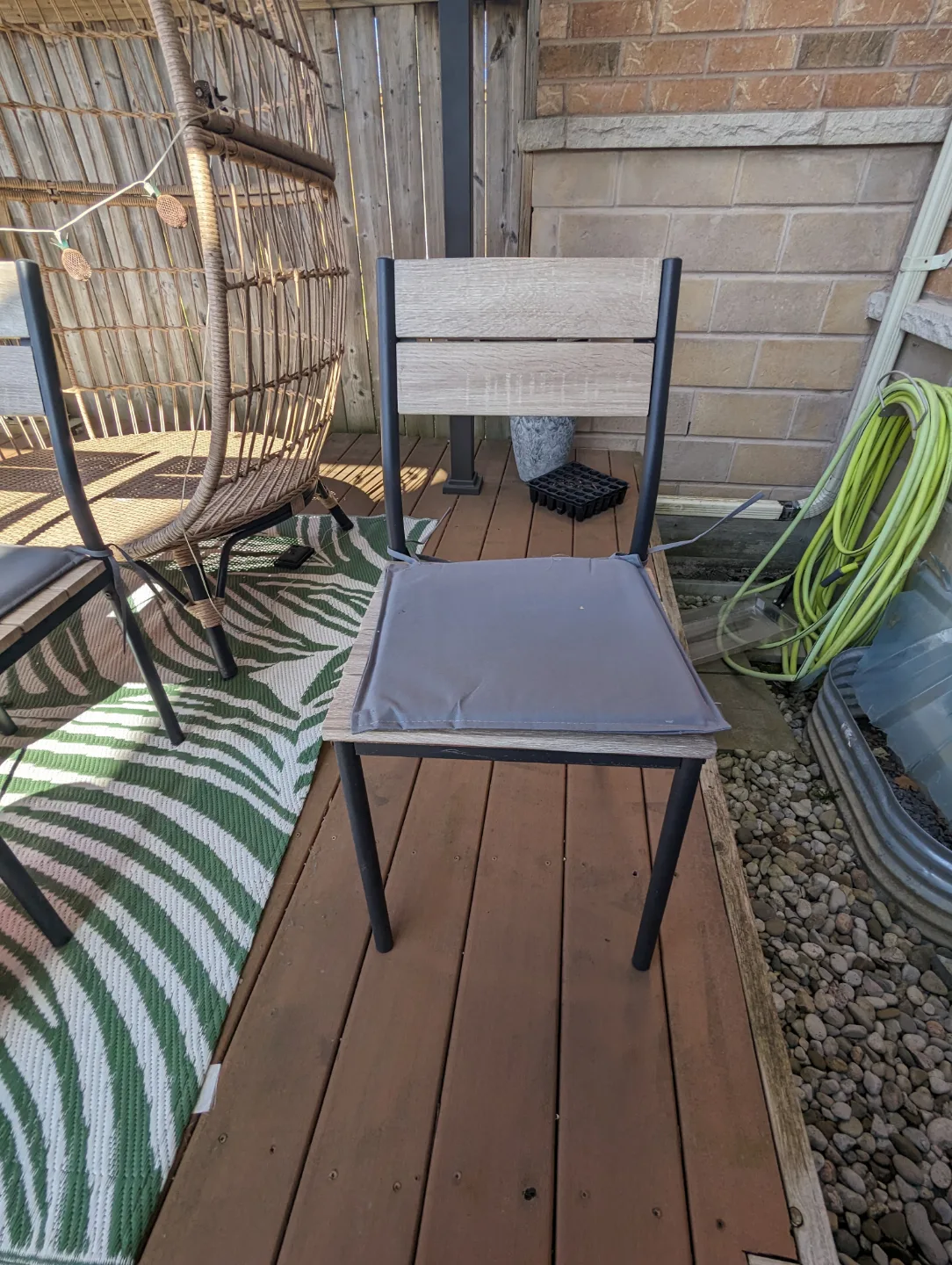 Outdoor Patio Chair with Cushion image indicator(2)